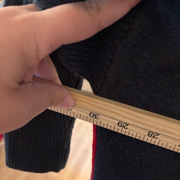 Joseph A. Colorblock Oversized Sweater Black Red Gray Medium - Picture 12 of 12